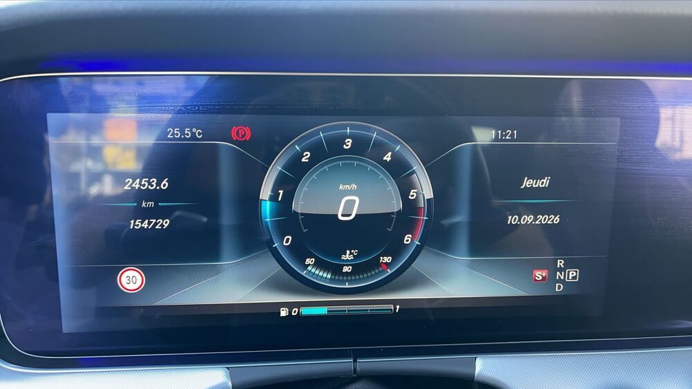 Classe E V 3.0 350 258 V6 4MATIC 9G-TRONIC Fascination - Automatique 2017 occasion 01170 Gex