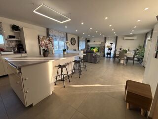  Maison � vendre 6 pi�ces 180 m�