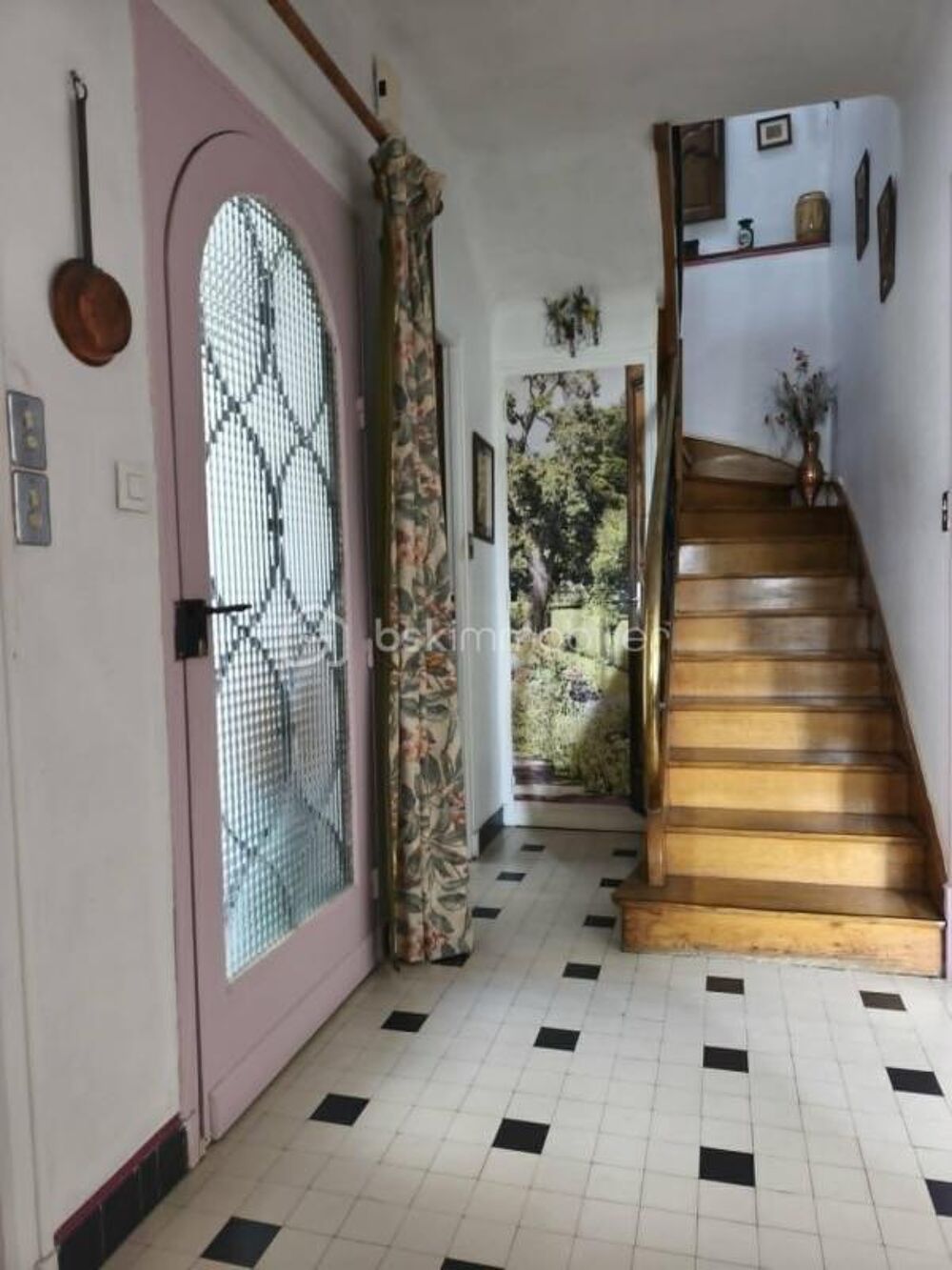 Maison de ville 100 m2 - calme et commodités à pied