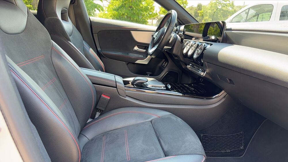 Classe CLA II 200 163 7G-DCT AMG Line - Automatique Toit ouvrant 2021 occasion 06400 Cannes