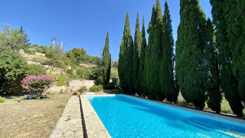 le Barroux- Bastide charme entre ciel, pierres et Ventoux !!