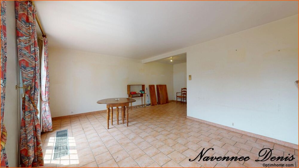 Maison de caractère à rénover  110 m² habitables + 40 m² aménageables dans les combles