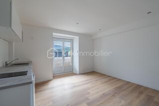 Vente Appartement UNE BELLE OPPORTUNITÉ AUX PORTES D'AIX-LES-BAINS – T1 BIS RÉNOVÉ AVEC TERRASSE ET PARKING PRIVATIF La biolle
