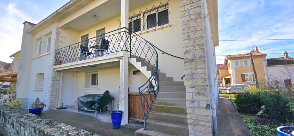 Vente Maison Maison de ville de type 6, jardin et garage privatif sur un terrain de 450 m² Perigueux