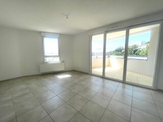  Appartement à louer 3 pièces 58 m²