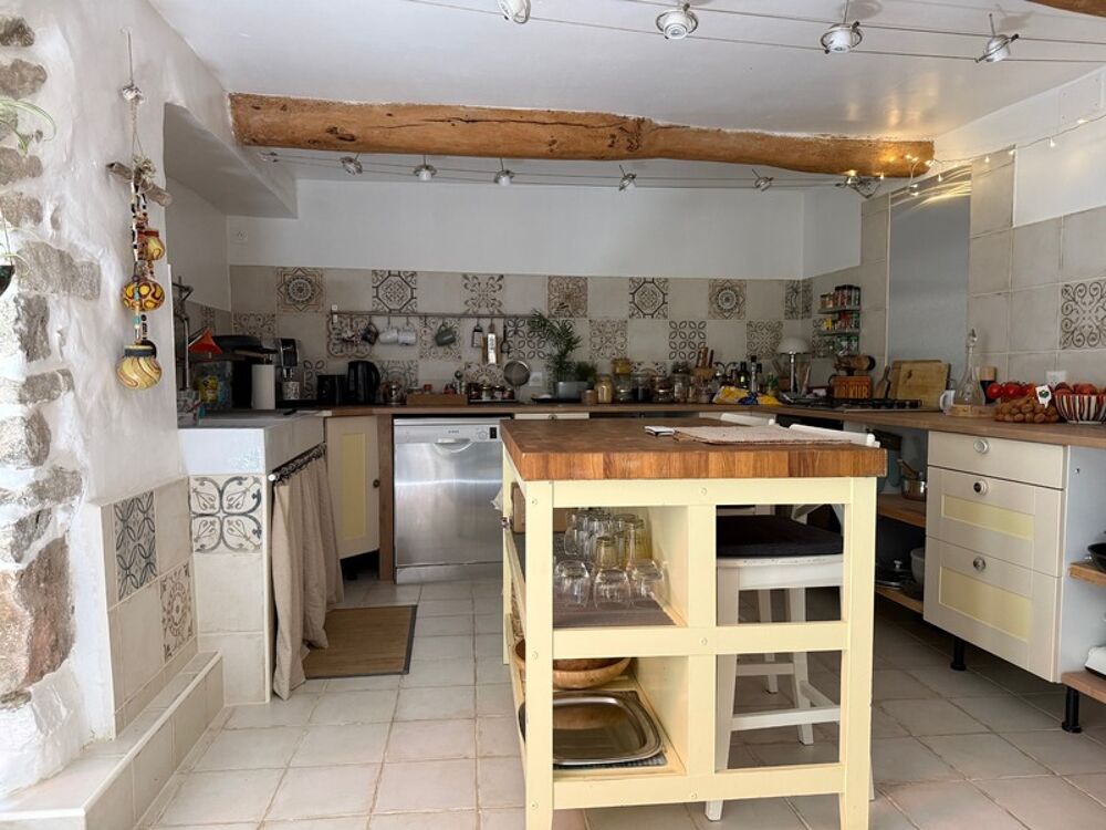 Maison de village rénovée avec patio et terrasse tropézienne  Siran (Minervois)