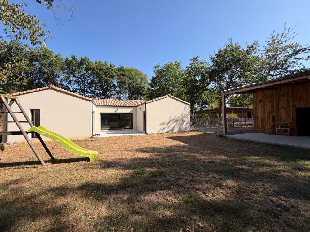 Vente Villa AIZENAY (85)- CALME ABSOLU - VILLA CONTEMPORAINE 2024 GRAND CONFORT 4 CHAMBRES AVEC GARAGE SUR 783 M² Aizenay