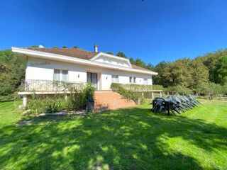  Maison � vendre 7 pi�ces 220 m�