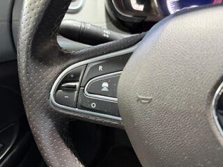Espace V 1.6 dCi 16V EDC6 161 cv INITIAL PARIS 2018 occasion 85190 Venansault