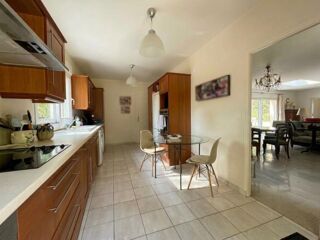  Maison à vendre 8 pièces 210 m²