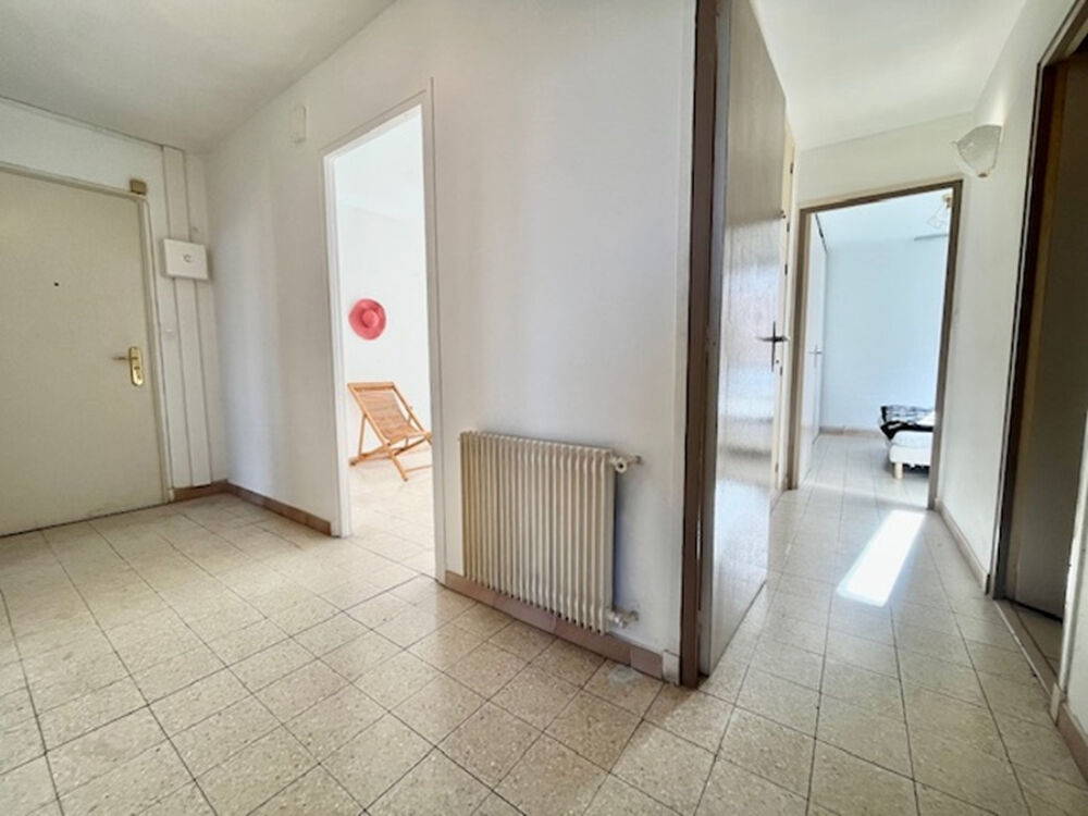 Vente Appartement Magnifique appartement T3 de 74 m² avec terrasse et vue incroyable sur les Quais de Genève Perpignan