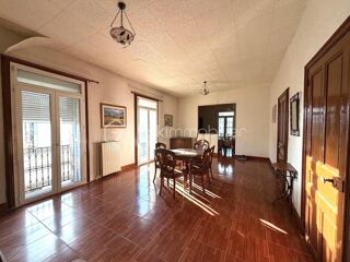  Immeuble � vendre 8 pi�ces 430 m�