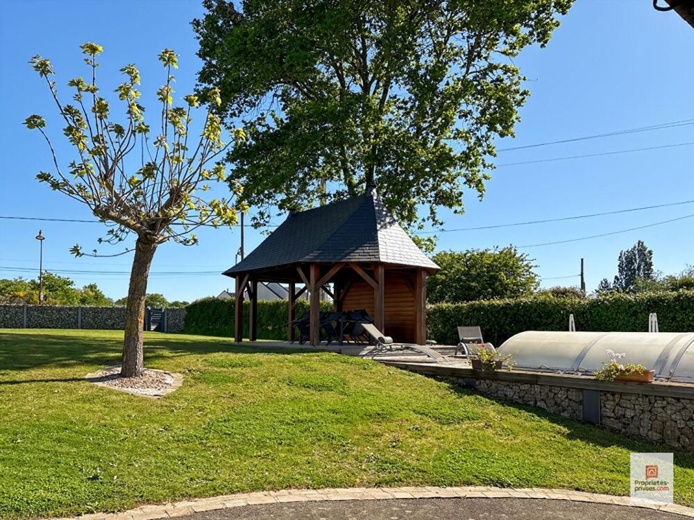 Maison Courtillers 8 pièce(s) 205 m2