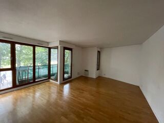  Appartement à louer 4 pièces 87 m²