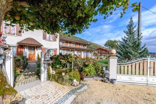  Maison  vendre 7 pices 230 m