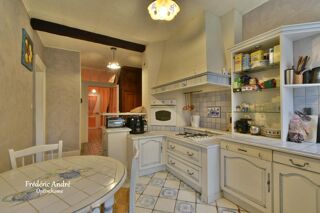  Maison à vendre 14 pièces 330 m²