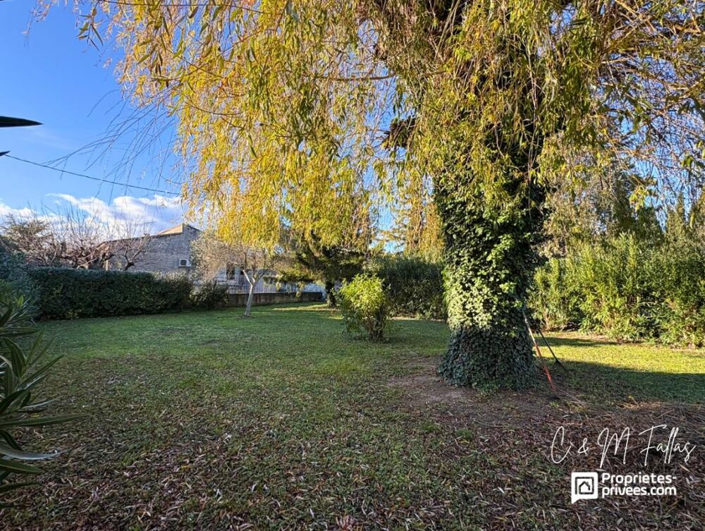 Vente Terrain Rare ! Terrain libre constructeur proche centre-village à Entraigues-sur-la-Sorgue Entraigues sur la sorgue