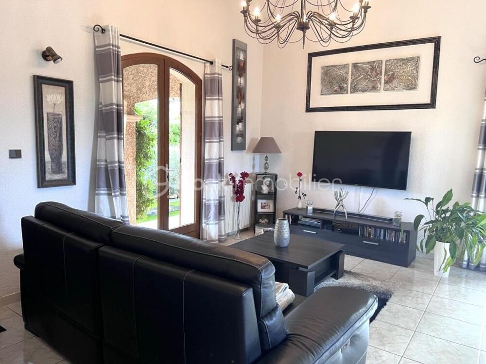 Vente Villa Au calme sans vis à vis, villa F5 4 chambres de 127m2 sur 440 m2 de terrain Piscine Garage Frontignan
