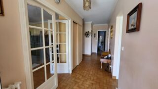  Maison  vendre 6 pices 210 m