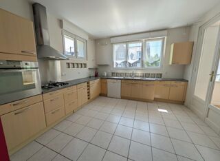  Maison à vendre 8 pièces 179 m²