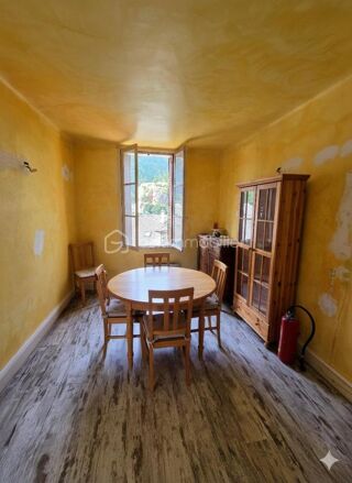  Immeuble � vendre 10 pi�ces 290 m�