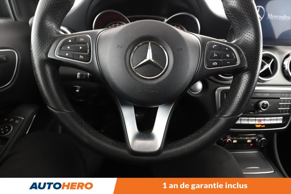 Classe GLA 250 Sensation 7G-DCT 211 ch 2018 occasion 92130 Issy-les-Moulineaux