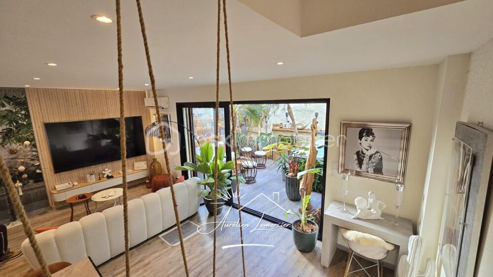 Maison de village rénovée avec patio verrière et jacuzzi  Uchaud (30)