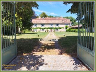  Propri�t�/ch�teau � vendre 14 pi�ces 446 m� Chalais