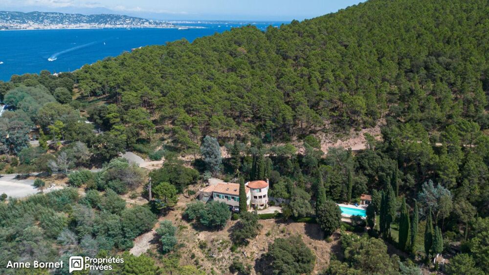 Vente Maison Bastide 7 pièces avec piscine et terrain de 13000 m2 - Massif de l'Estérel Theoule sur mer