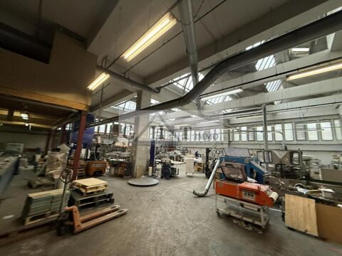   ENTREPÔT-BUREAUX de 490 M2 À LOUER SUR MONTREUIL! 