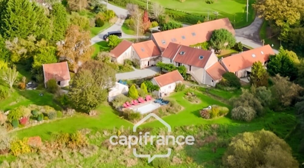 Dpt Creuse (23), à vendre Saint Vaury propriété de 35 pièces - Piscine - Terrain 1,10 ha