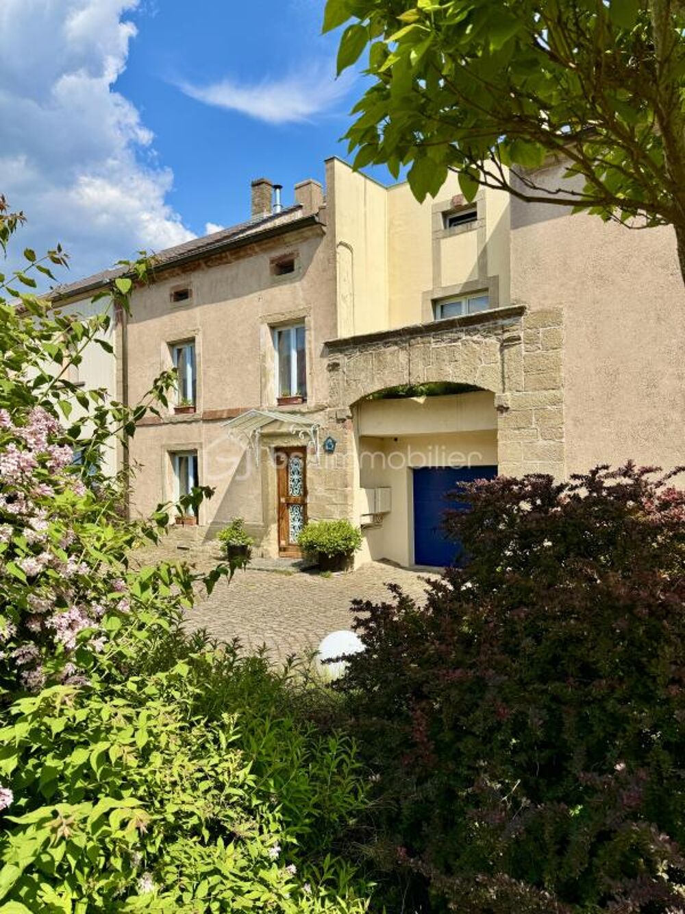 Au coeur de Porcelette ? Maison de Village Atypique 260 m², 13 pièces, 7 Chambres, Garage, Terrain de 14 ares
