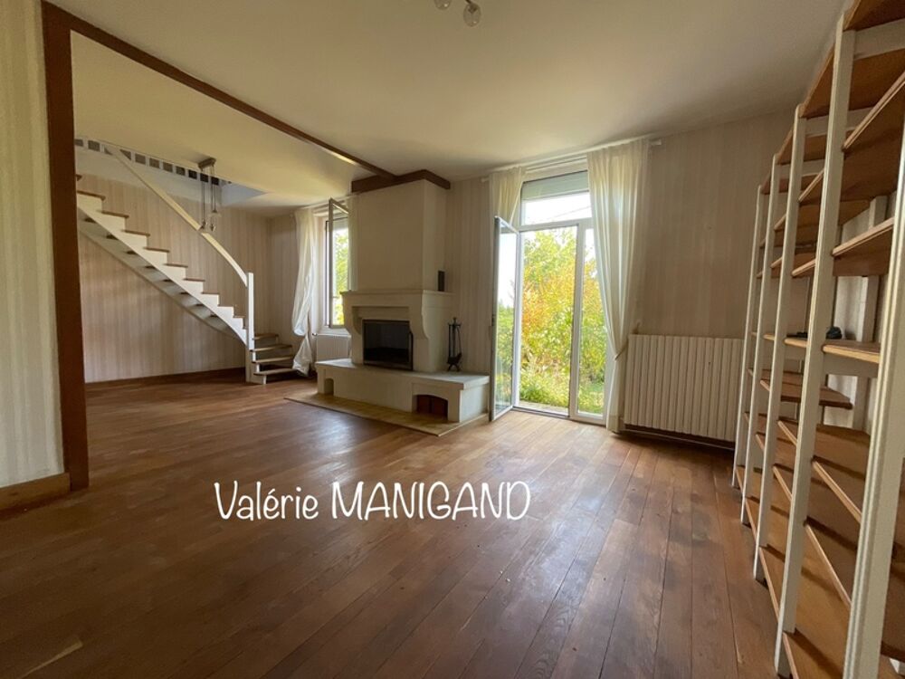 Maison à vendre 7 pièces PERIGUEUX (24)
