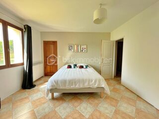  Maison � vendre 7 pi�ces 270 m�