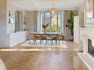  Maison � vendre 9 pi�ces 300 m�