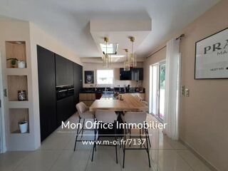  Maison à vendre 8 pièces 220 m²
