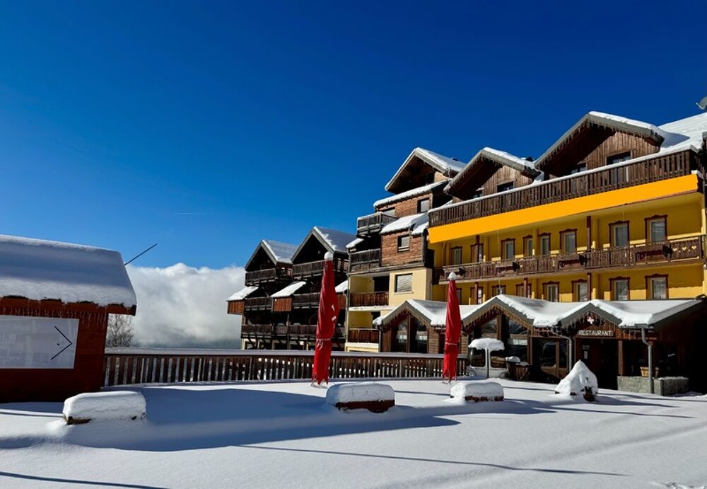   A vendre FDC et MURS, SAVOIE Sports d'Hiver à 1650m, Hotel*** Restaurant Terrasse CA 828KE EBE 204KE 