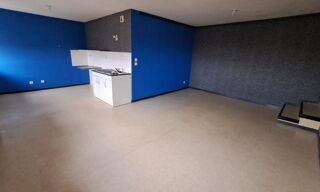  Appartement à louer 4 pièces 73 m²