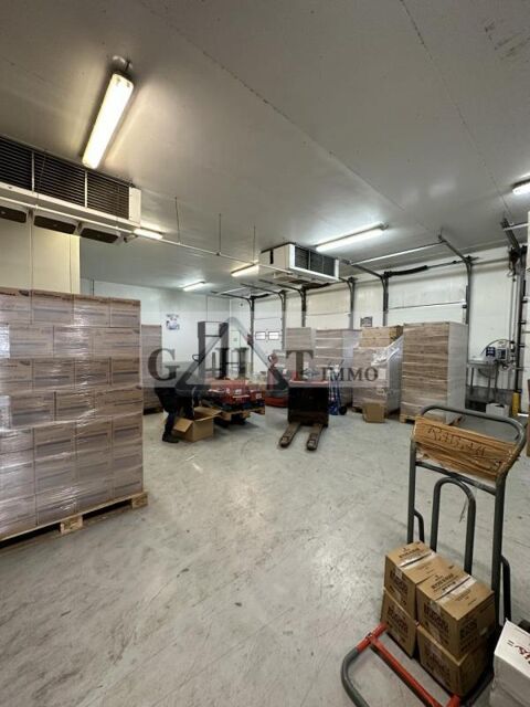 ENTREPOT FRIGORIFIQUE A VENDRE 831M2 MONTREUIL 2350000 93100 Montreuil