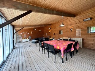  Propriété/château à vendre 6 pièces 156 m²
