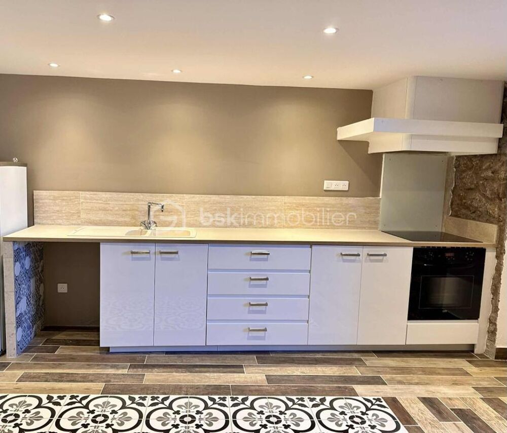 ? Bien rare en hyper-centre dAnnonay : Loft rénové avec prestations de qualité ?