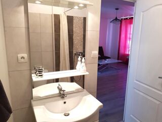  Appartement  louer 1 pice 47 m