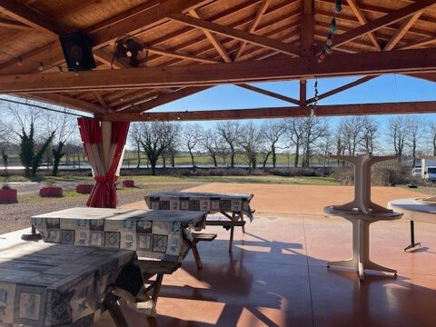   À vendre : Établissement Commercial au Creusot 