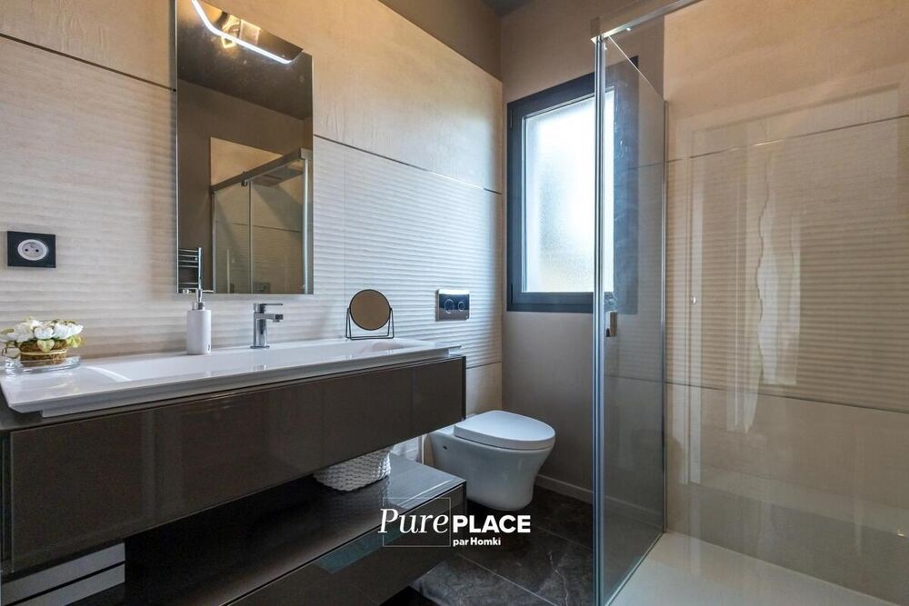 � vendre  Appartement Les Angles (30133)