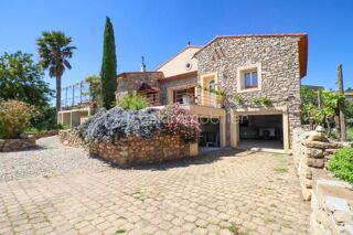  Villa � vendre 5 pi�ces 140 m�