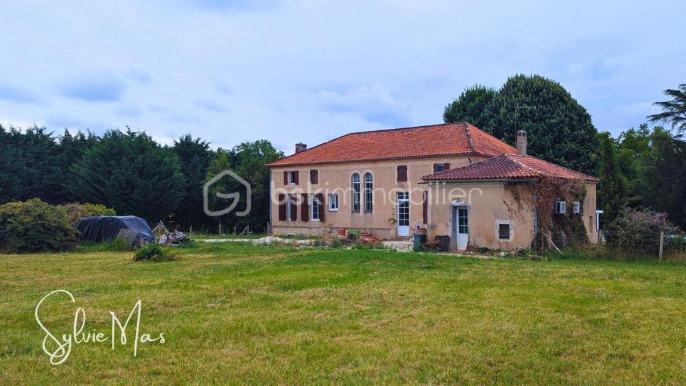 Maison de Maître 264 m² sur 1,2 ha, piscine, panneaux solaires