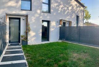  Maison à louer 4 pièces 86 m² Chassieu
