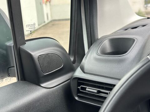 Proace FOURGON 1.5 MEDIUM 130 D-4D DYNAMIC AUTO PRIX TTC 2021 occasion 78240 Chambourcy