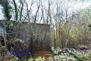  Remise / Grange � vendre 1 pi�ce 50 m�