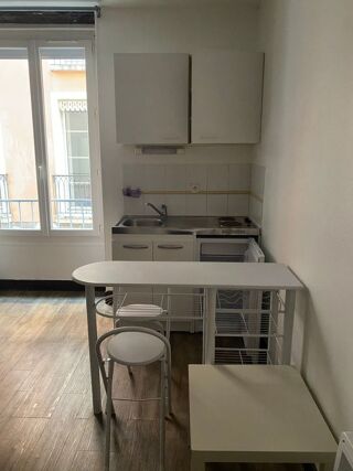  Appartement à louer 1 pièce 35 m²
